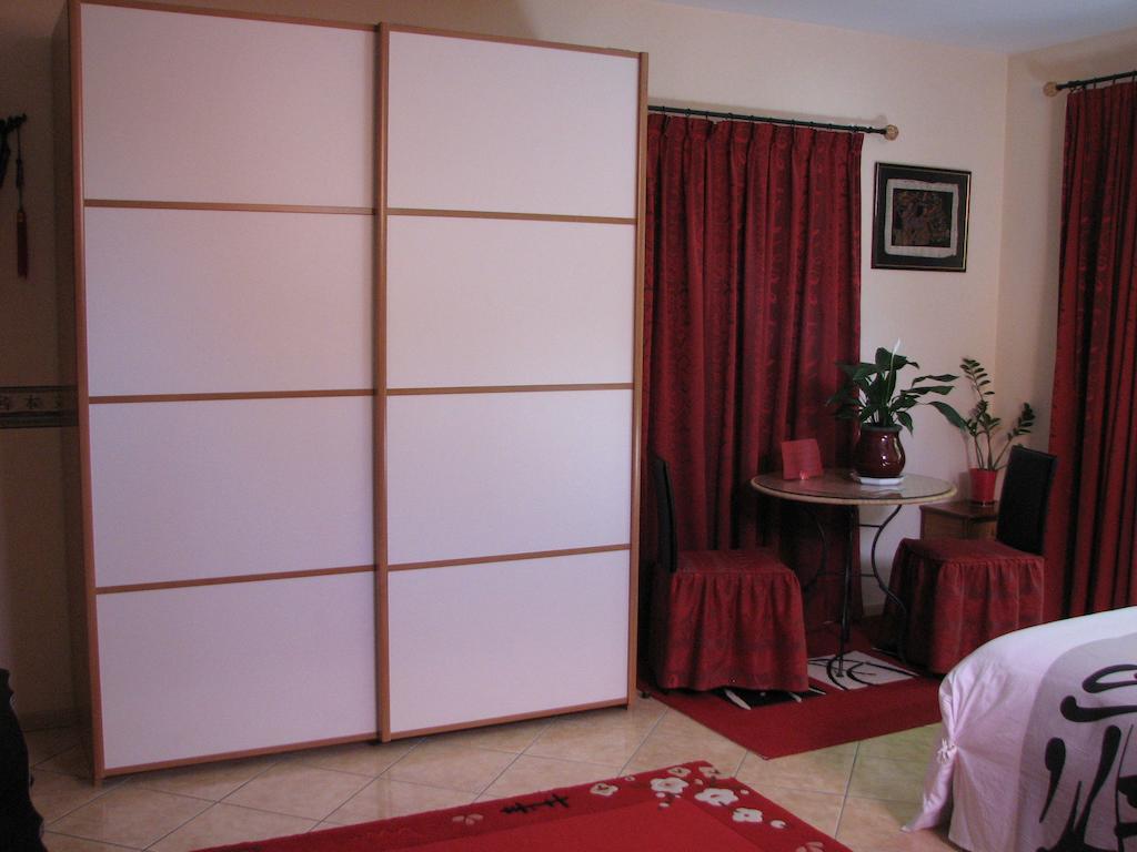 Le Pas De L'Ane Chambres D'Hotes Saint-Ondras Room photo